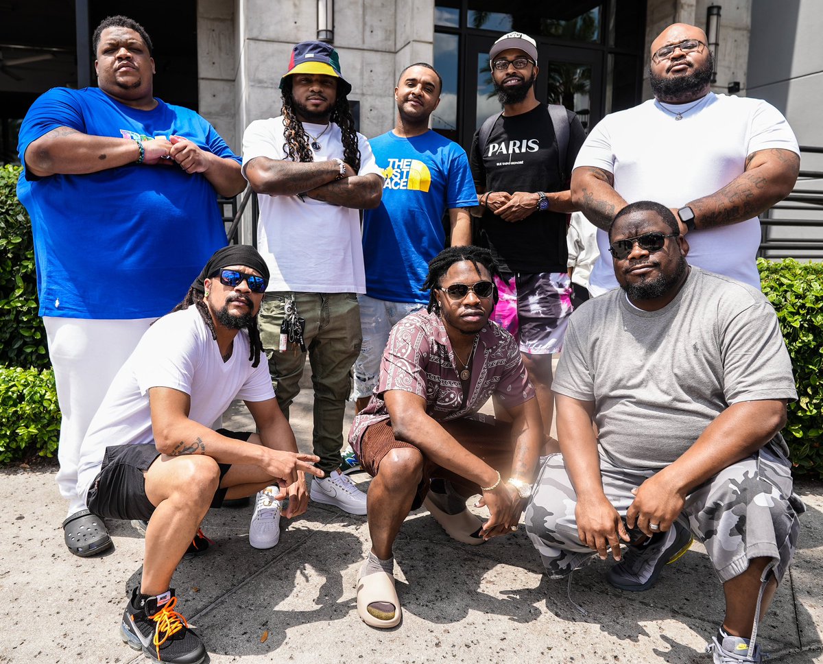 Weekend was 1 of a kind s/o to these creators s/o my brothers s/o my sisters 5L truly enjoyed meeting you all and your families. We locked in 💙🔐💪🏾 #GroveStreet #Blackcontentcreators
