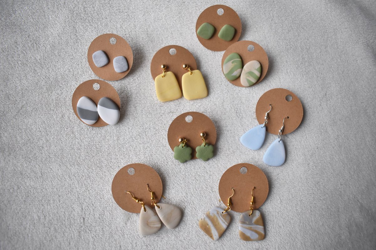 NGClayCo's tweet photo. New new new! Will be available on our Etsy shop later today 🤩🥳🤍🤎 #polymerclayearrings #artsandcrafts #etsyshop #handmadegift https://t.co/5RG8jOcrw2