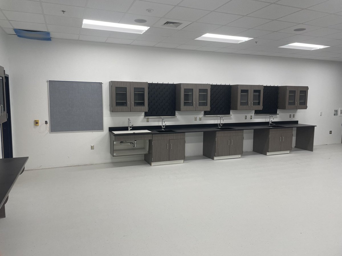 Dr. Joaquín García High School tweet media