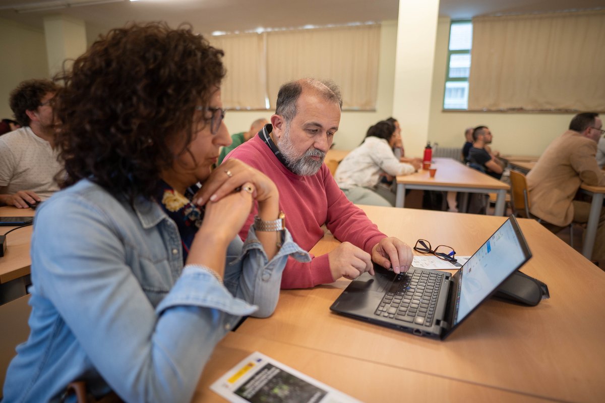 YoungForesters's tweet image. 📸 Ya podéis ver todas las fotos de esta primera jornada en nuestra cuenta flickr:

👉🏻 flickr.com/photos/1474513…

📸 Pilar Valbuena @SoyForestal 

#SMARTGlobalEcosystems #SoyForestal #somosIUFOR #ForestData #AI #DataForest #ArtificialIntelligence