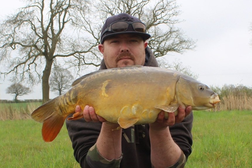 LeeFishPreston's tweet photo. π£π #Madbaits #Hoboarmour #MPLeadShed https://t.co/2gtZA7m3nl
