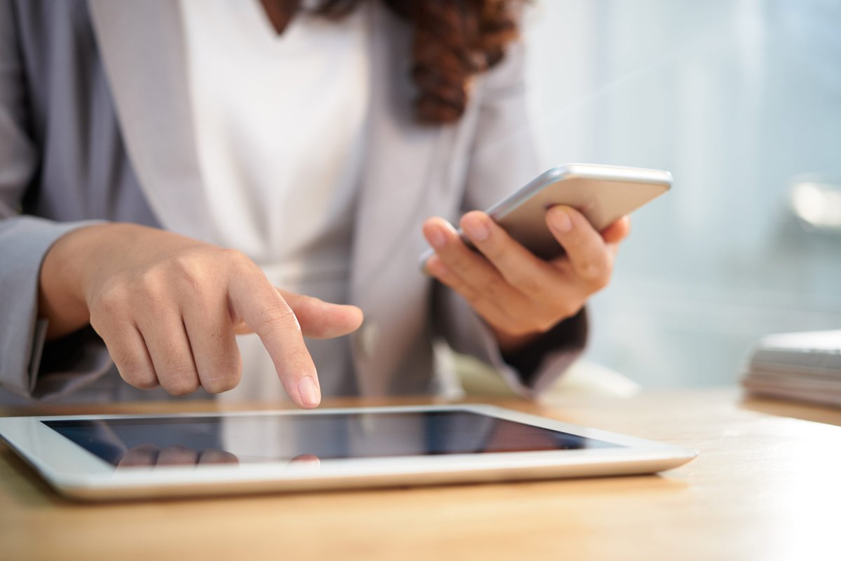 TRINAPS (@trinapstelecom) on Twitter photo 17/04 journée mondiale de la femme digitale. 📱
Découvrez, (re-découvrez), le webinaire de <a href="/dthouviot/">Delphine Morandet</a> : le numérique est aussi un métier de femme. 👩🏻 Missionnée par #Numeum, elle promeut la mixité au sein des métiers.
Son intervention :
swll.to/XeHE7J9 17/04 journée mondiale de la femme digitale. 📱
Découvrez, (re-découvrez), le webinaire de <a href="/dthouviot/">Delphine Morandet</a> : le numérique est aussi un métier de femme. 👩🏻 Missionnée par #Numeum, elle promeut la mixité au sein des métiers.
Son intervention :
swll.to/XeHE7J9
