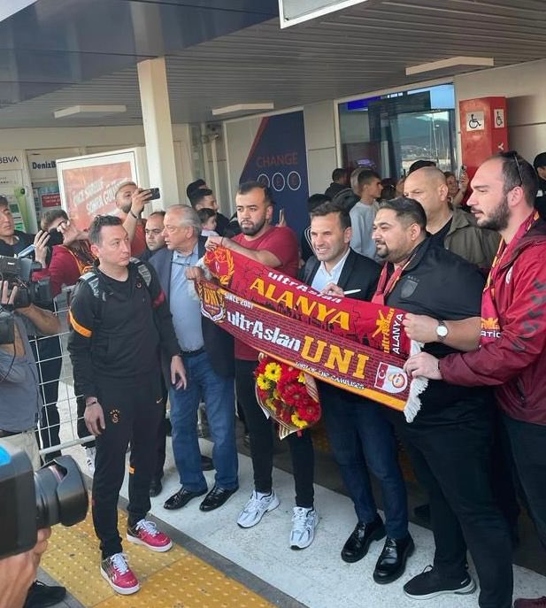Gençliğiz, geleceğiz, var olduğun her yerde seninleyiz! #ultrAslanUNI