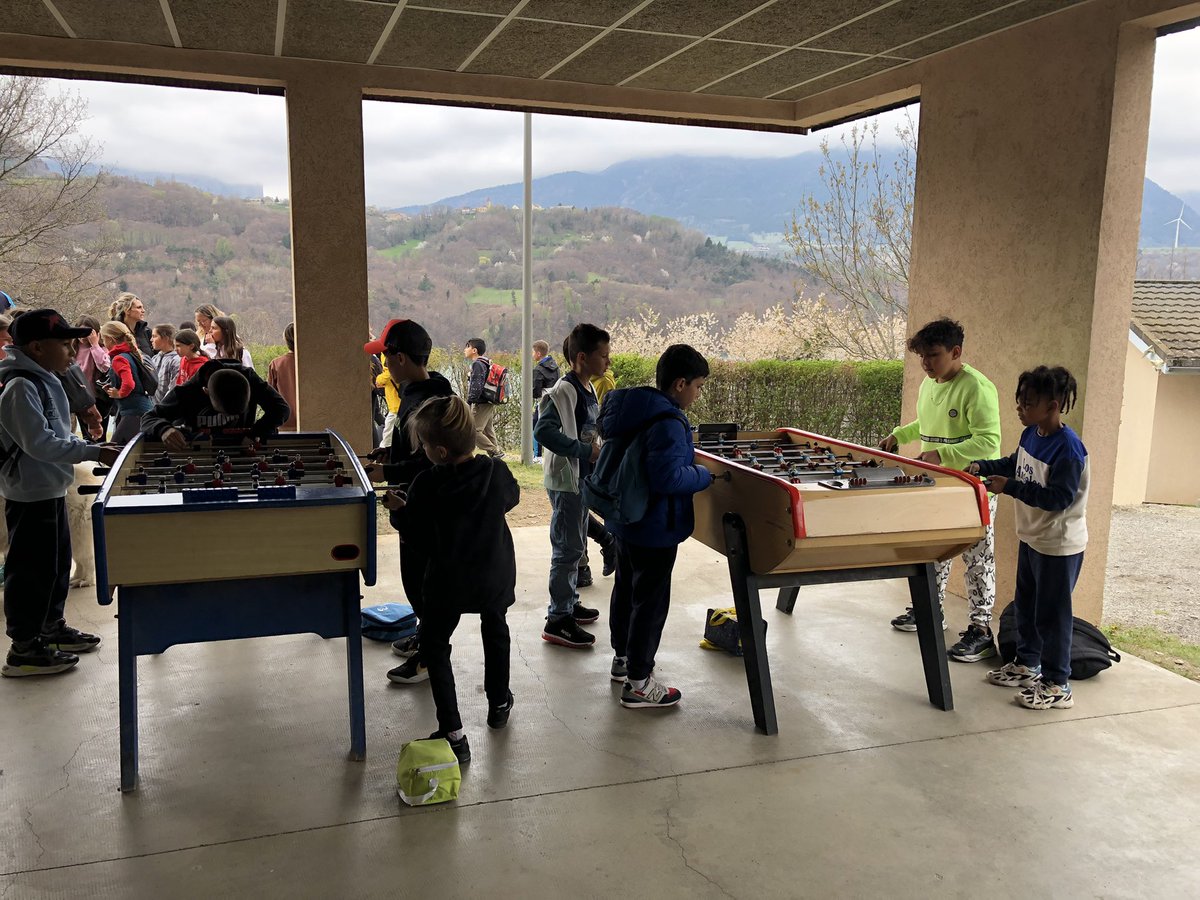 LSagetChabre's tweet photo. Vacances apprenantes pour #ecoleladeidiere @SAINTCYRSURMER @AcademieNice @latuileauxloups #lacdusautet #ecolebuissonniere https://t.co/hCm30uyI5J