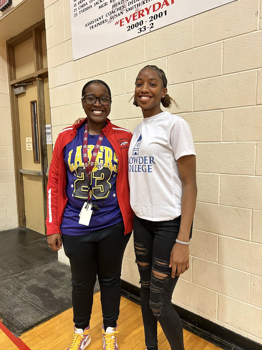 CoachButlerWHS's tweet photo. So proud of these two for signing their letters of intent! Nevaeh Craft (@CraftNevaeh) - Southwest Mississippi ❤️, Jada Turner (@Mcjada2) - Crowder College 💙 https://t.co/6n6Shh4Vcj