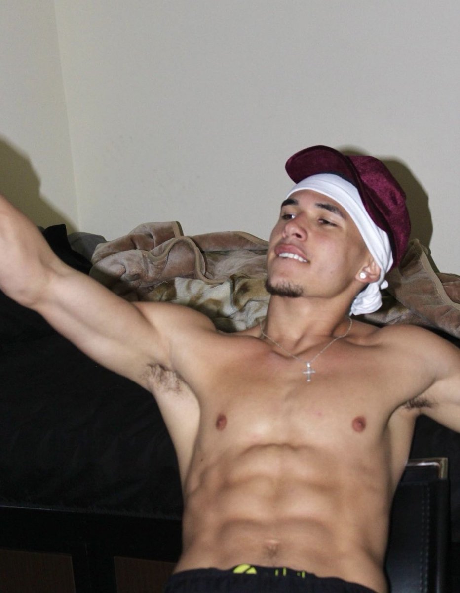 jasonfarrell211's tweet image. I just live for a living