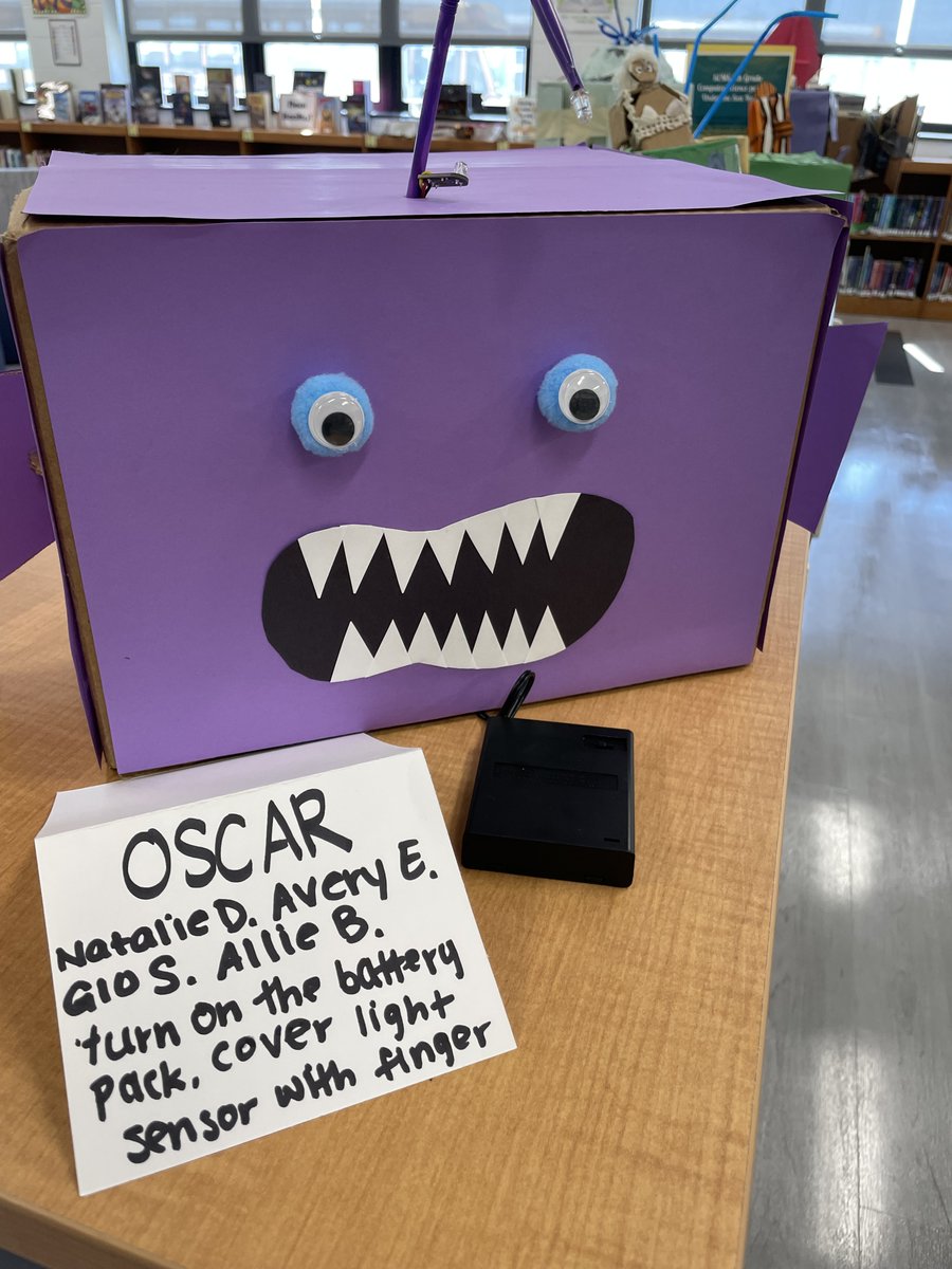 EmilyAmberman's tweet photo. SEMS Media Center--Mrs. Coleman's 8th-grade computer science students created their undersea creatures in the makerspace.  Then they programmed them to move and light up when the sensor is activated. https://t.co/JsQ1wc79nl