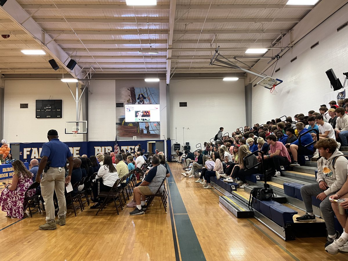 GCMSportsAL's tweet photo. Greetings from Fairhope where the Pirates have a big spring signing ceremony! 18 student-athletes are cementing commitments to college programs, stay tuned for more! https://t.co/GSsA5g5lGF
