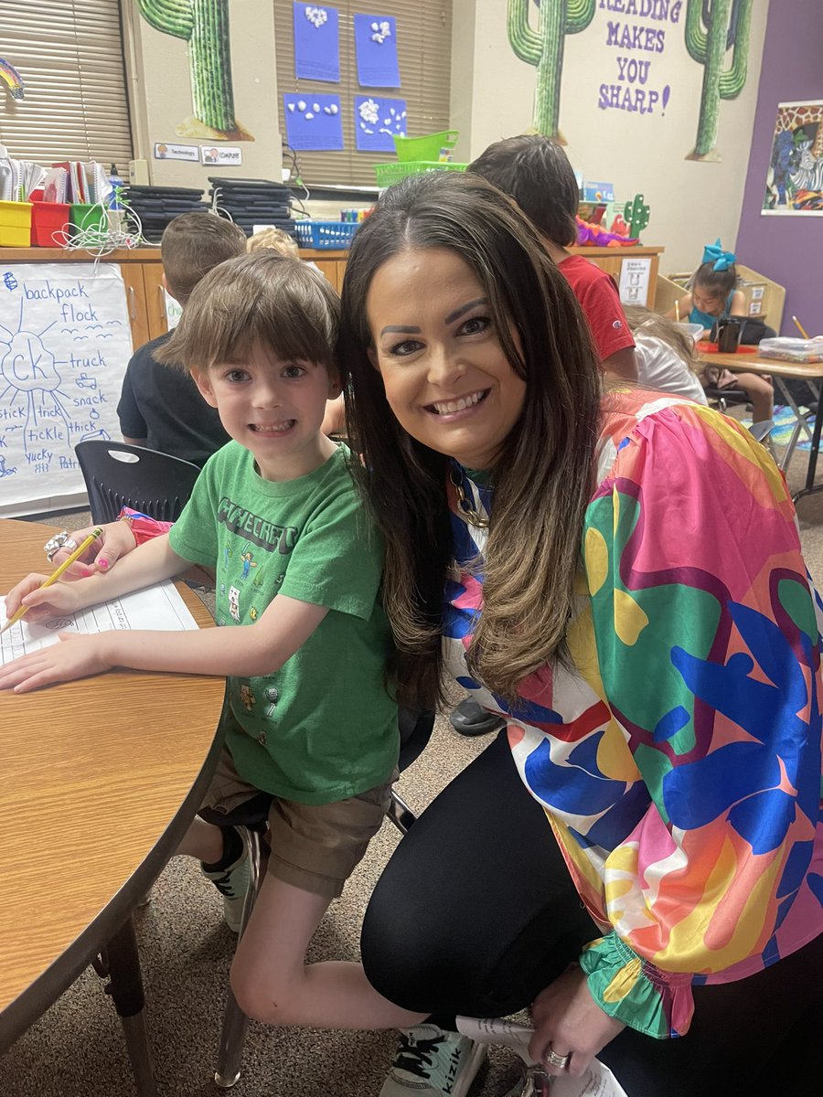 Saw one of my favorite students this morning. RaeRae loves you BIG, kiddo! 💜💜💜