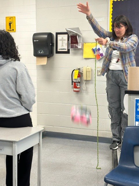 stJOANchs's tweet photo. Gr.12 Kinesiology students challenging Newton’s laws of physics in an egg drop challenge! https://t.co/qJy4Wu9o3G