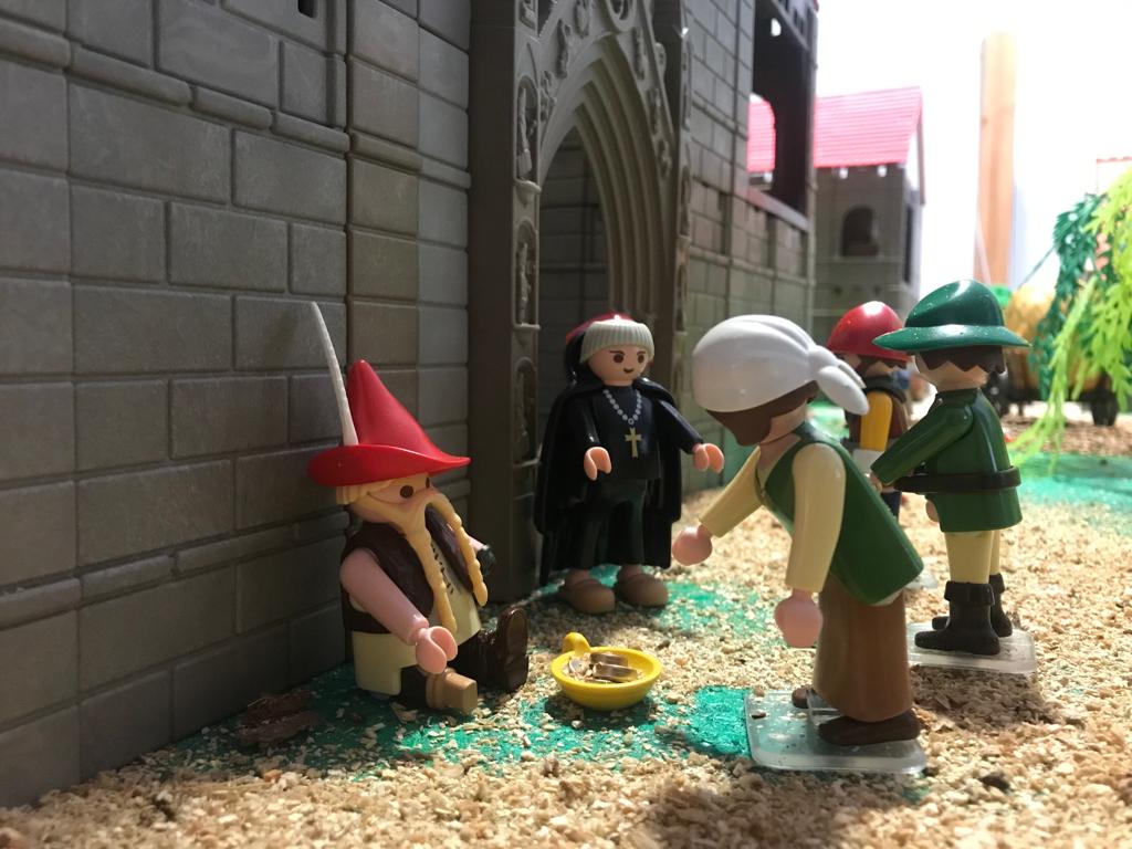 _Aesclick_'s tweet photo. Diorama en la nueva urna del Museo Etnográfico do Mandeo en Curtis (A Coruña) montado por el socio Van Helsing👏 #playmobil #playmobilespaña #playmogalicia @playmogalicia #lamejorfotoplaymobil #mandeo #curtis #acoruña https://t.co/0Znl8nLmFS