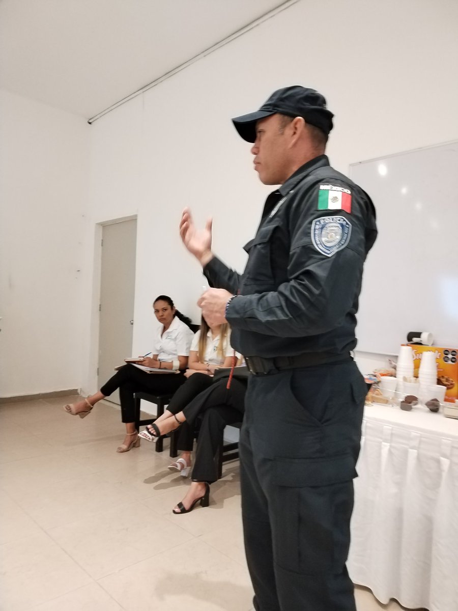 <a href="/omaralpuche/">omar alpuche leal</a> <a href="/PtoMorelosAyto/">Ayto. Puerto Morelos</a> <a href="/BlancaMerariPM/">Blanca Merari Puerto Morelos</a> #TurismoParaElDesarrolloDelEstado...y sus #Municipios... Felicidades #PuertoMorelos por integrar con trabajo en equipo su primer #ProtocoloParaTuristasYVisitantes <a href="/abrahammasegosa/">abrahammasegosaraña</a> <a href="/licsergiochago/">Sergio Chalé Gómez</a> <a href="/Fridasofia_27/">Frida Sofía</a> <a href="/dafnheed/">Dafnhee del carmen</a> <a href="/Naydeli97157025/">Naydelin</a> <a href="/60_maldonado/">Carlos Maldonado P</a> <a href="/LigiaSierraA/">Ligia Sierra Aguilar</a> <a href="/Jfla2021/">Jennifer Lopez</a>