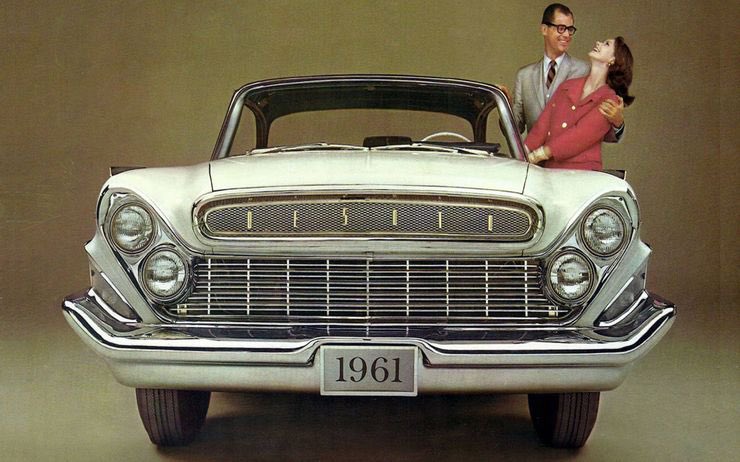 humaidykhaled40's tweet image. صورة قديمة لاستجمام #الملك_فيصل رحمه الله في الهدا غرب #الطائف حيث كان يحب قضاء سويعات الأصيل ، ويظهر جبل شعار أو الحبلة في الأفق .
بالإضافة إلى مجلسه في ضاحية القديرة.

كما تظهر السيارة الخضراء  التي يستقلها من طراز ( ديزوتو ) النادر و الذي تم التوقف عن تصنيعها في العام ١٩٦١ م