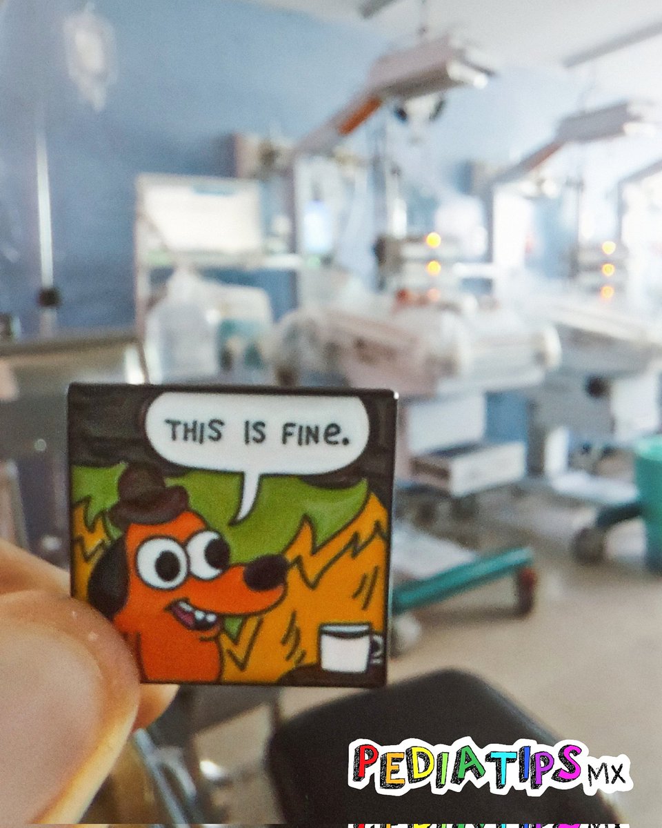 DrPediaTipsMx's tweet photo. El pin perfecto para las personas saladas 🧂 (como yo ☝🏼😅), pero de mente optimista 🌈 (otra vez, como yo ☝🏼😜).
¡Feliz lunes!
#PediaTipsMx #Pediatría #Neonatología #ThisIsFine https://t.co/usGELi81ue