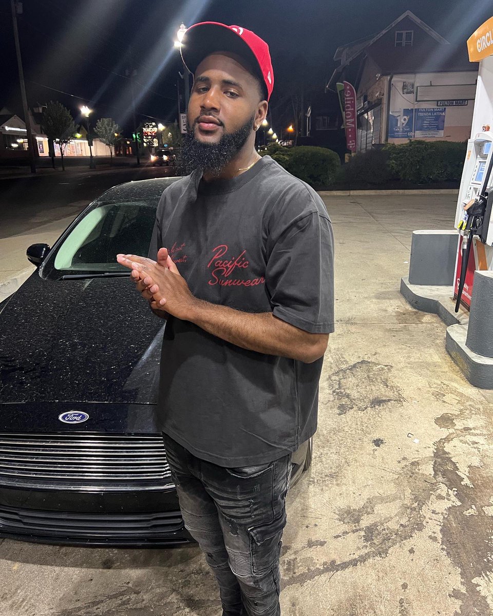 justo_2_'s tweet photo. Counted me out, came back ima champ https://t.co/3uUH9E5zhJ