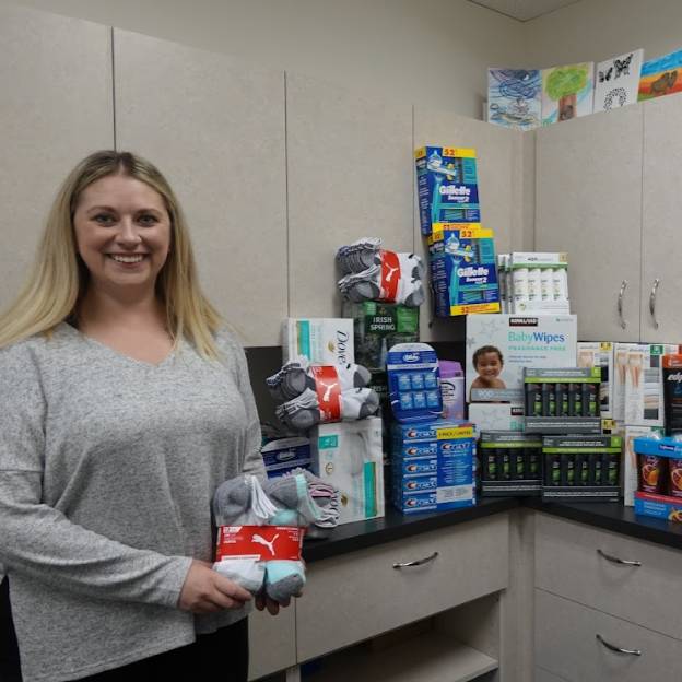 ABBlueCross's tweet photo. Spring #HeartsofBlue wrap up! Lately we've had a variety of donations go to @RecoveryAcres, Nuture Pregnancy Centre, @TodayFV and @kidsontrack.
Thank you to our team for their ongoing support of our employee-led charity, #HeartsofBlue. https://t.co/cOkZwS3KS7