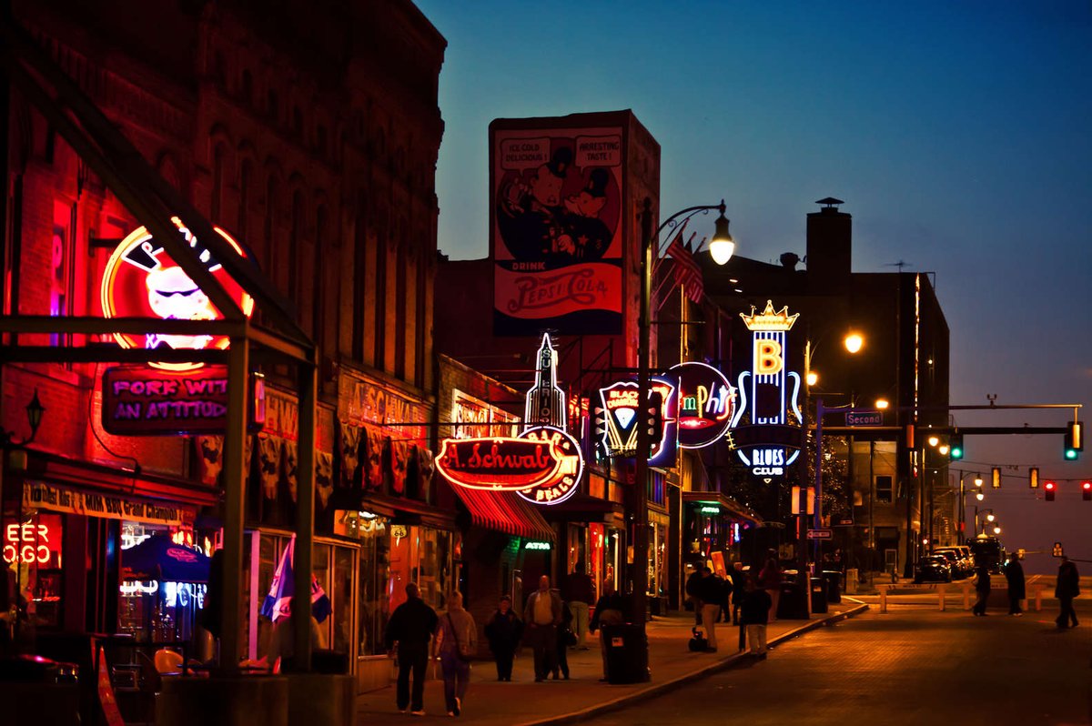 DestinationGNO's tweet photo. As long weekends and a hot summer approaches, many locals plan weekend trips to drivable locations! These destinations offer gorgeous southern nature, vibrant city life, or white sandy beaches and all are under six hours from New Orleans. #weekendtrips

➡️ https://t.co/rwiVJSwlD7 https://t.co/SIHd6GvbT8