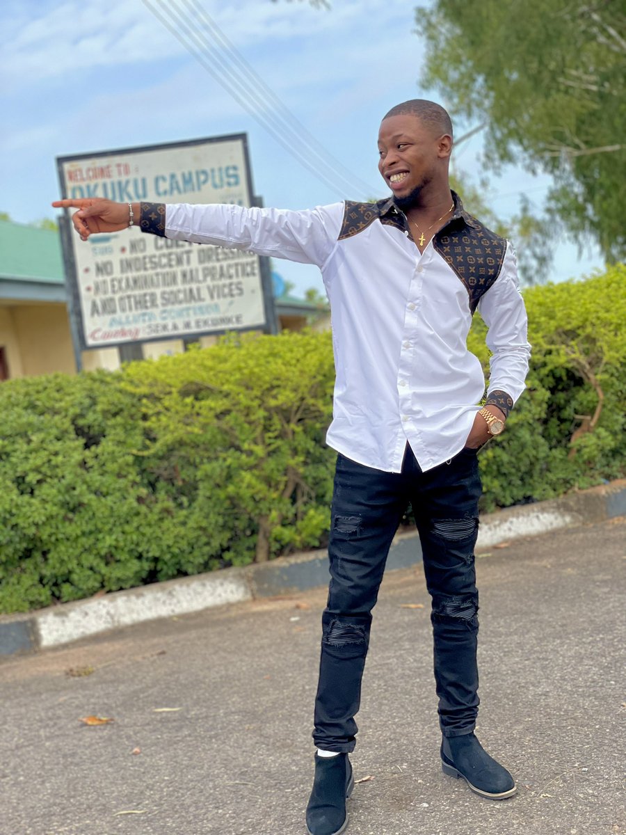 JohnNguper's tweet photo. It's better🤌🏼 to have your degree🎓📚 and not need it💯, than to need it and not have it🧏🏼‍♂️📌.

Failure😥 has given me Strength💪🏽 and Pain💔 is my Motivation✨💙.

#Human_Physiologist🩺🥼
#Classic_Man🧔🏻‍♂️🪬 https://t.co/ha3unKN5op
