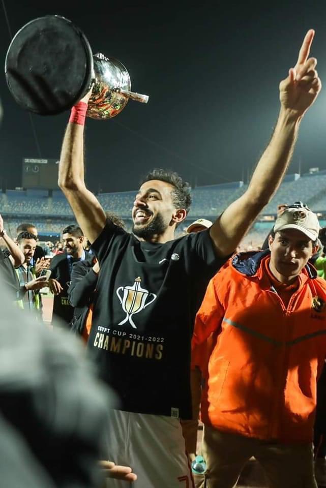 لن تسير وحدك ❤️🦅
#كهربا_جمهور_الاهلي_معاك 
#قرار_تاريخى_يا_أهلى