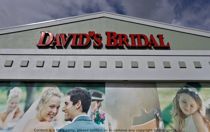 ayers_natividad's tweet photo. As David's Bridal navigates bankruptcy, let TEMU soothe your shopping woes! Use my code <107384711> to get cash on the app - because retail therapy is always in season. #TemuInvitationCode #David'sBridal #ShopHappy #SaveTheStress https://t.co/RQZPFmpvqR