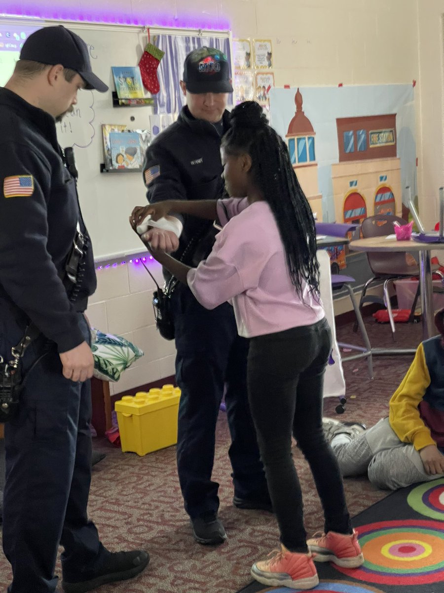 Miss Puckett tweet media