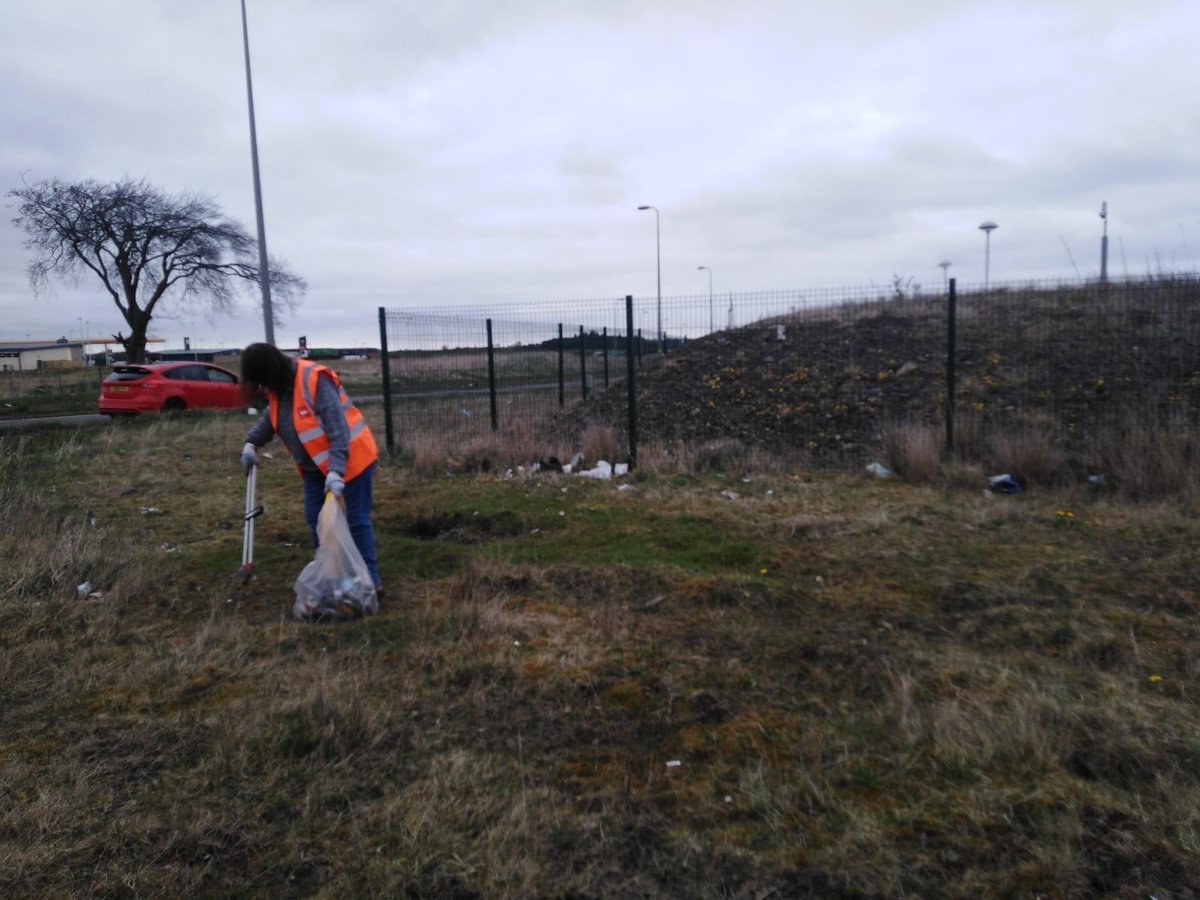 West Lothian Litter Pickers (@litterwest) on Twitter photo Over the weekend volunteers collected a total of 168 bags of rubbish from the Heartlands service area in Whitburn. <a href="/LoveWestLothian/">West Lothian Council</a> when are you going to put pressure on these businesses to keep this area clean. <a href="/GreggsOfficial/">Greggs</a> <a href="/kfc/">KFC</a> <a href="/StarbucksNews/">Starbucks News</a> are the biggest culprits. Over the weekend volunteers collected a total of 168 bags of rubbish from the Heartlands service area in Whitburn. <a href="/LoveWestLothian/">West Lothian Council</a> when are you going to put pressure on these businesses to keep this area clean. <a href="/GreggsOfficial/">Greggs</a> <a href="/kfc/">KFC</a> <a href="/StarbucksNews/">Starbucks News</a> are the biggest culprits.