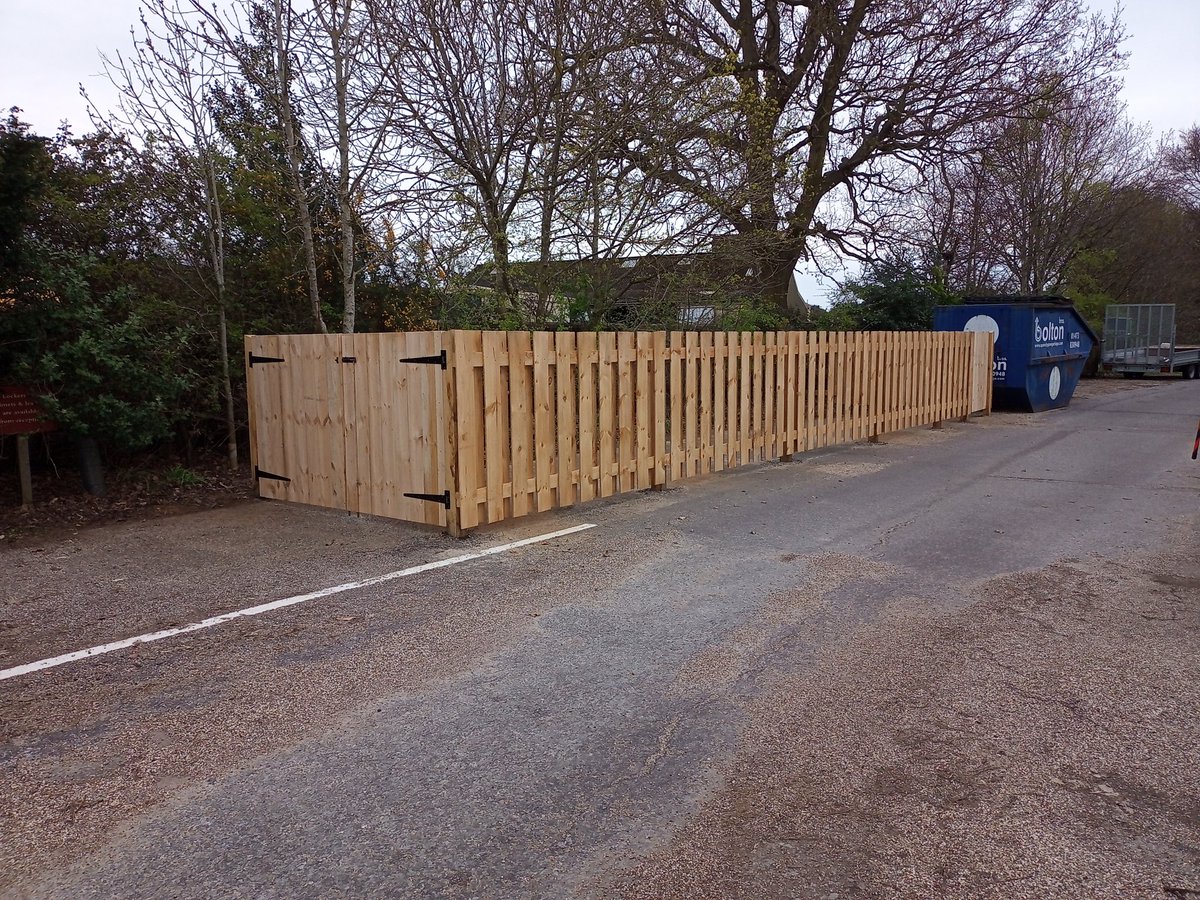 GreenwaysProj's tweet photo. The completed bin store for @NT_SuttonHoo , made entirely from timber from sustainable habitat management of the site, processed by our mobile sawmill. @EastSuffolk @IpswichGov #localtimber #sustainable #local #volunteers #mobilesawmill #lucasmill https://t.co/eAvtIVT8qc