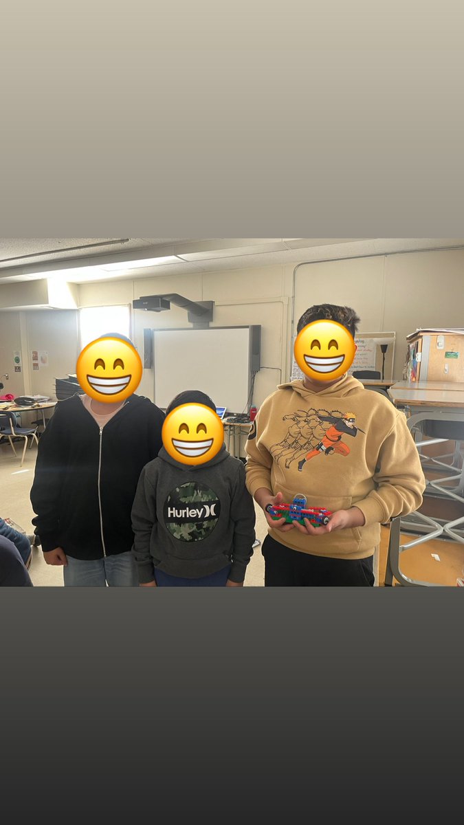 Mrs. Burgess tweet media