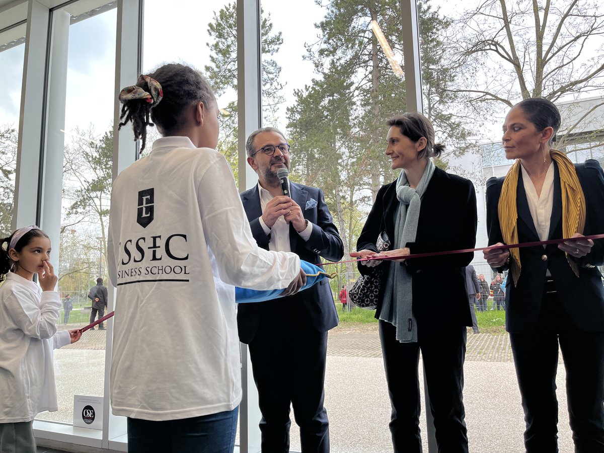 Bravo à l'<a href="/essec/">ESSEC Business School</a> qui inaugure ce soir son “Sport &amp; Recreation Center”, complexe sportif innovant &amp; inclusif.
Forte de 50 ans d'engagement en faveur du sport étudiant, l’école œuvre aussi pour une "Nation sportive" en rendant ses lieux de pratique accessibles à tous ✊