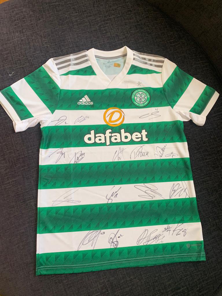 CaolanHob's tweet photo. Not bad for winning a few games of Fifa ☘️ Thanks for getting this out to me @CelticFC @CelticFCEsports https://t.co/HhI3dsVjMS
