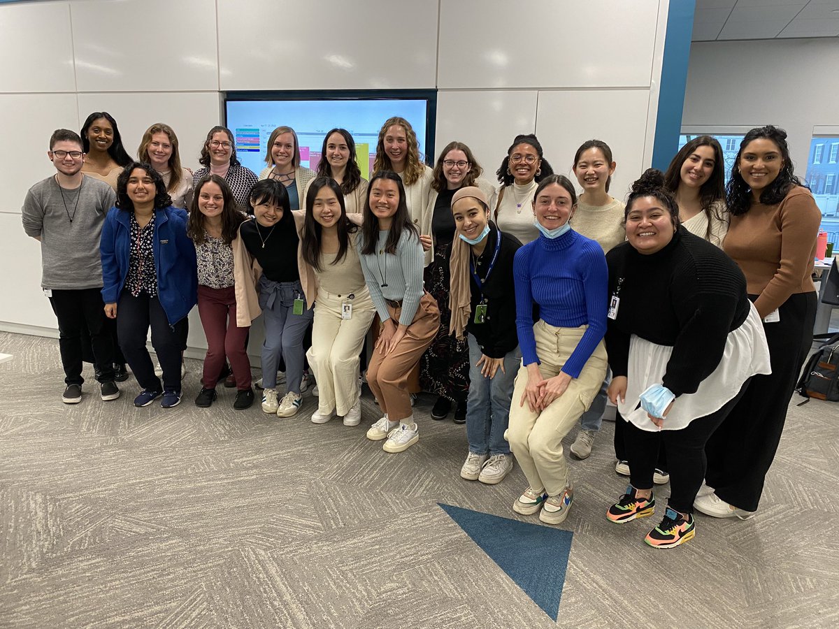 Celebration time! Last day of class and standardized patients for the Class of 2024! Keep a look out for them this summer as they embark on their participatory fieldwork rotations.