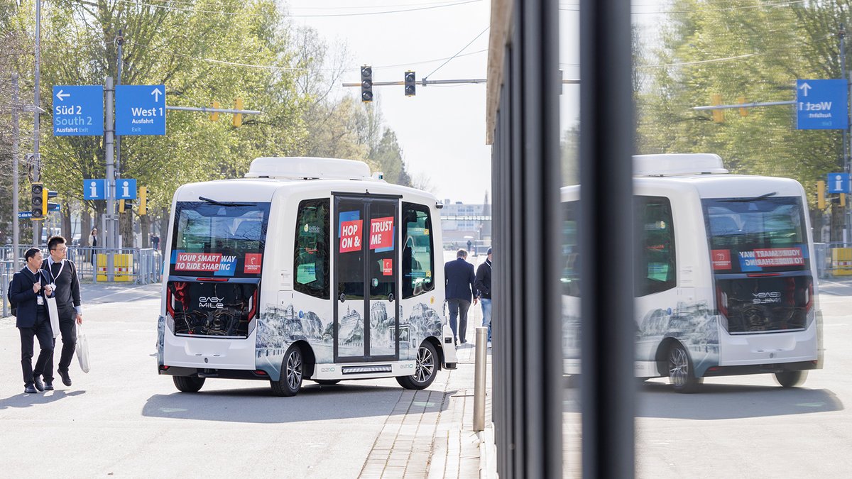 hannover_messe's tweet image. That was day 1 of #HM23!🤩

We are overwhelmed by this insane start and so grateful for all the visitors who stopped by the exhibition halls today. We have captured some of today's highlights for you. 📸

Get some rest now to get ready for day 2!💪🏼