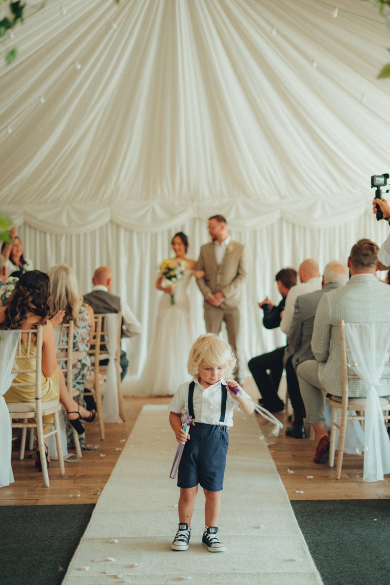 DanJamesGiles's tweet photo. Throwing back some old Wedding content! 🥹

What a beautiful day this was can’t wait to capture some more weddings soon! Covering all things photo or video 🥰 https://t.co/3GgBtvu3vP