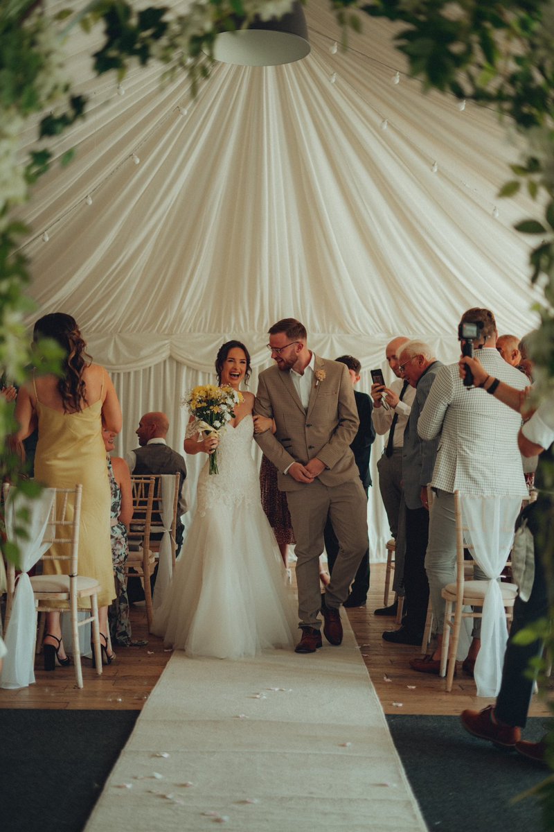 DanJamesGiles's tweet photo. Throwing back some old Wedding content! 🥹

What a beautiful day this was can’t wait to capture some more weddings soon! Covering all things photo or video 🥰 https://t.co/3GgBtvu3vP