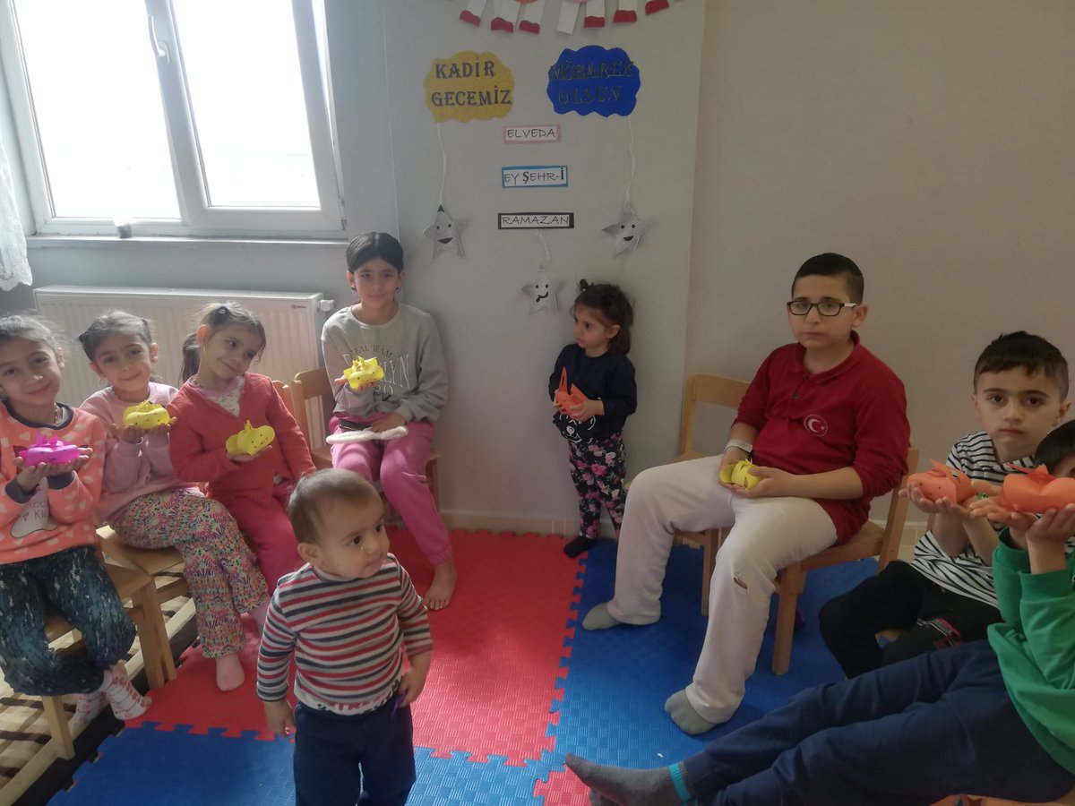 📍 Serhat Yurdu

"Allah'ım! Gecemizi bin aydan hayırlı kıldığın gibi; Ömrümüzü de bin ömürden hayırlı kıl. Bizi salihler zümresiyle haşreyle. (Amin)"

Depremzede çocuklarımız ile Kadir Gecesini edâ ettik.

#GSBYurtları