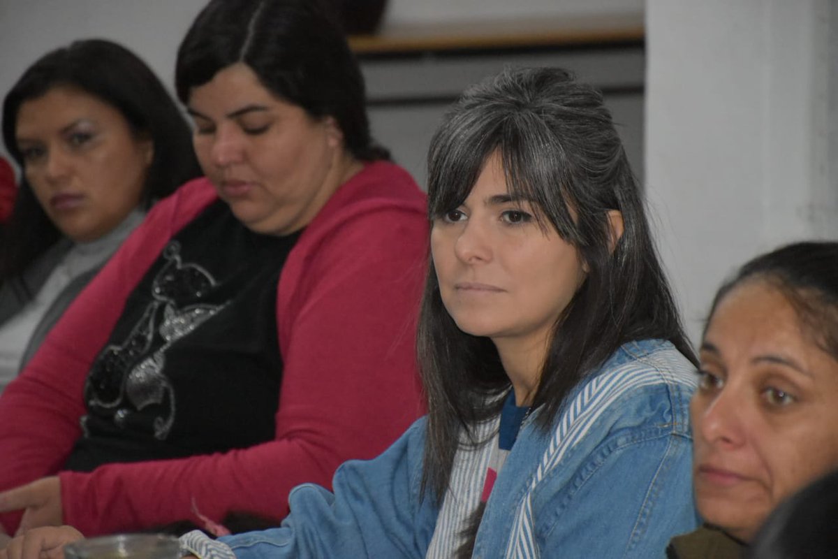MotepoOK's tweet photo. MOTEPO EN LOS BARRIOS Mujeres Peronistas acercarán propuestas a @TeresitaMadera y @monidiazdalbano  Nuestra mirada del genero es necesaria para refundar una ciudad que nos discrimina y nos margina. Juntas le daremos una impronta diferente a nuestras propuestas" @MiSolDiaz #Motepo https://t.co/g694nmuh0l