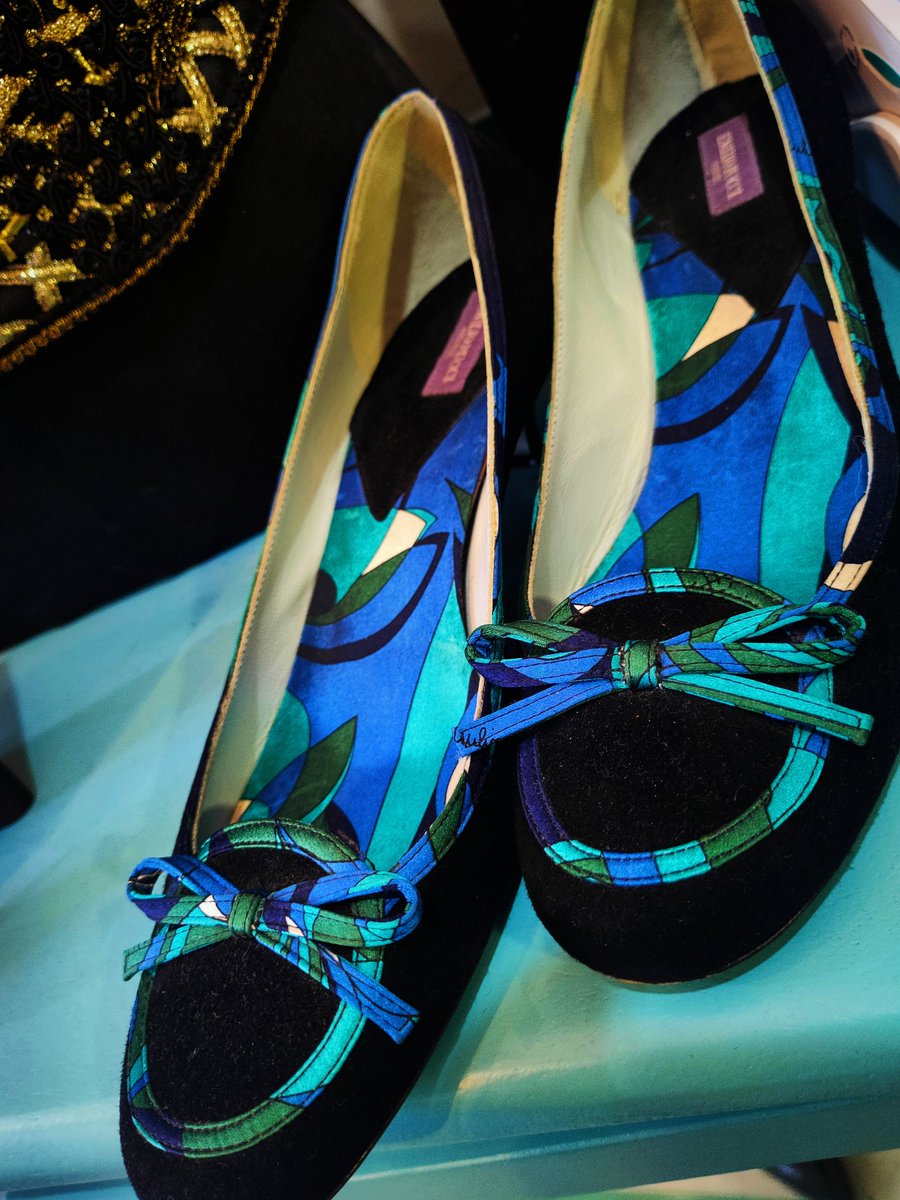 daylebest's tweet image. Easy slips 
#women #slipons