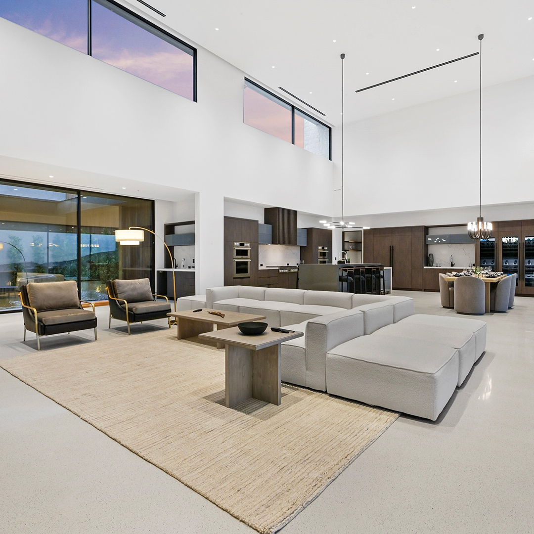 SKSappliances's tweet image. So proud to be the face of kitchen luxury and innovation in the #TNAH2023 showhome. From our Built-in Wine Columns to our 48-inch Dual-Fuel Pro Range to AI-powered ThinQ technology, we ensured this home was a #TruetoFood playground.