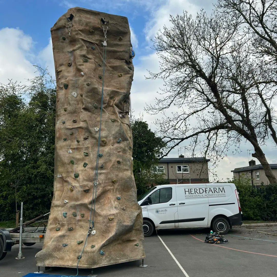 HerdFarm's tweet photo. What a great session today with @sherburnhungate Primary school for their KS1 topic launch!
#letsgoexploring
#Climbing #keepgoing #foottherehandthereseeya https://t.co/AG4vBh9fa0