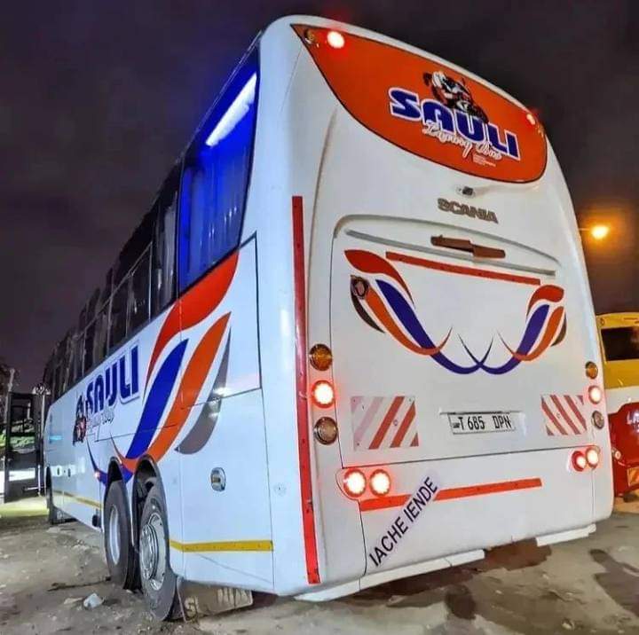 skanyika_'s tweet image. T685 DPN🔥🔥🔥
Sasa toka asubuh mlikuwa mnawahi wapi😂😂😂
Scania ina engine ile ile🔥🔥🔥
Imeenda🔥🔥🔥