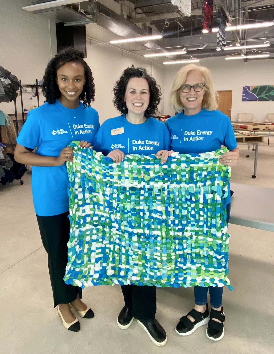 We’re celebrating #EarthDay through sustainability-focused #volunteer projects. A stellar @DukeEnergy crew spent the morning at @innovateclt #InnovationBarn weaving recycled t-shirts into sound absorbing panels. An engaging way to reduce and reuse! #WeAreDE