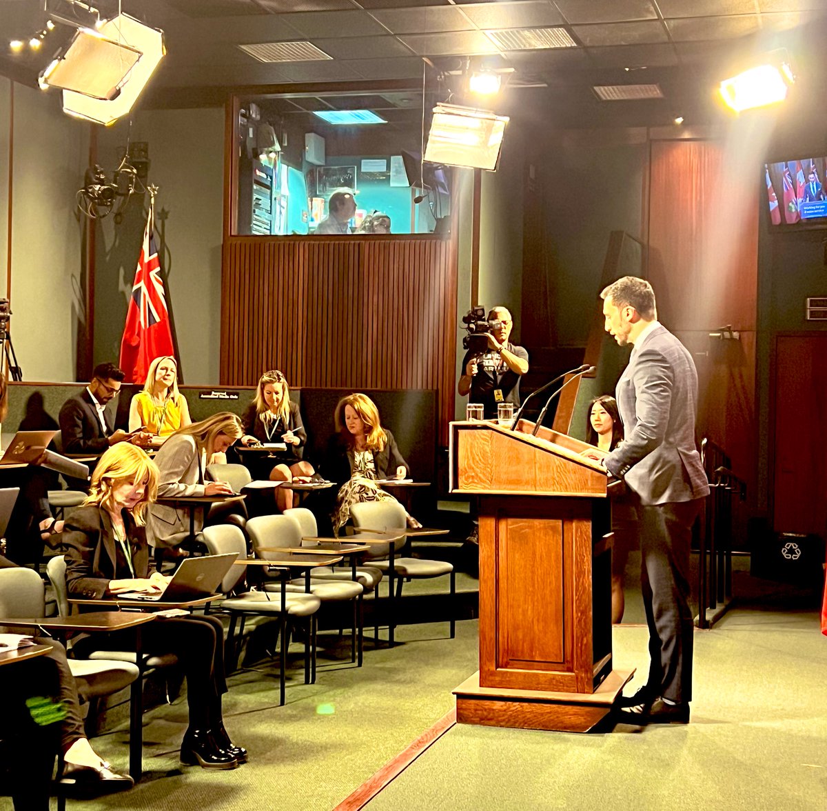 osstf's tweet photo. At Queen’s Park today to find out what the Ford gov is planning for the next school year 🙄 

No consultation
No transparency 
Almost no mention of direct supports for the classroom
Lots of overreach though! 

Unclear how any of this will help students learn? #OntEd #OSSTF https://t.co/Sb2v3VxuKy
