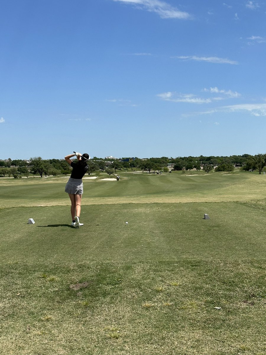 Avery Benton with a par-par start at the Region II 6A golf tournament in College Station, Texas. #DUBeast