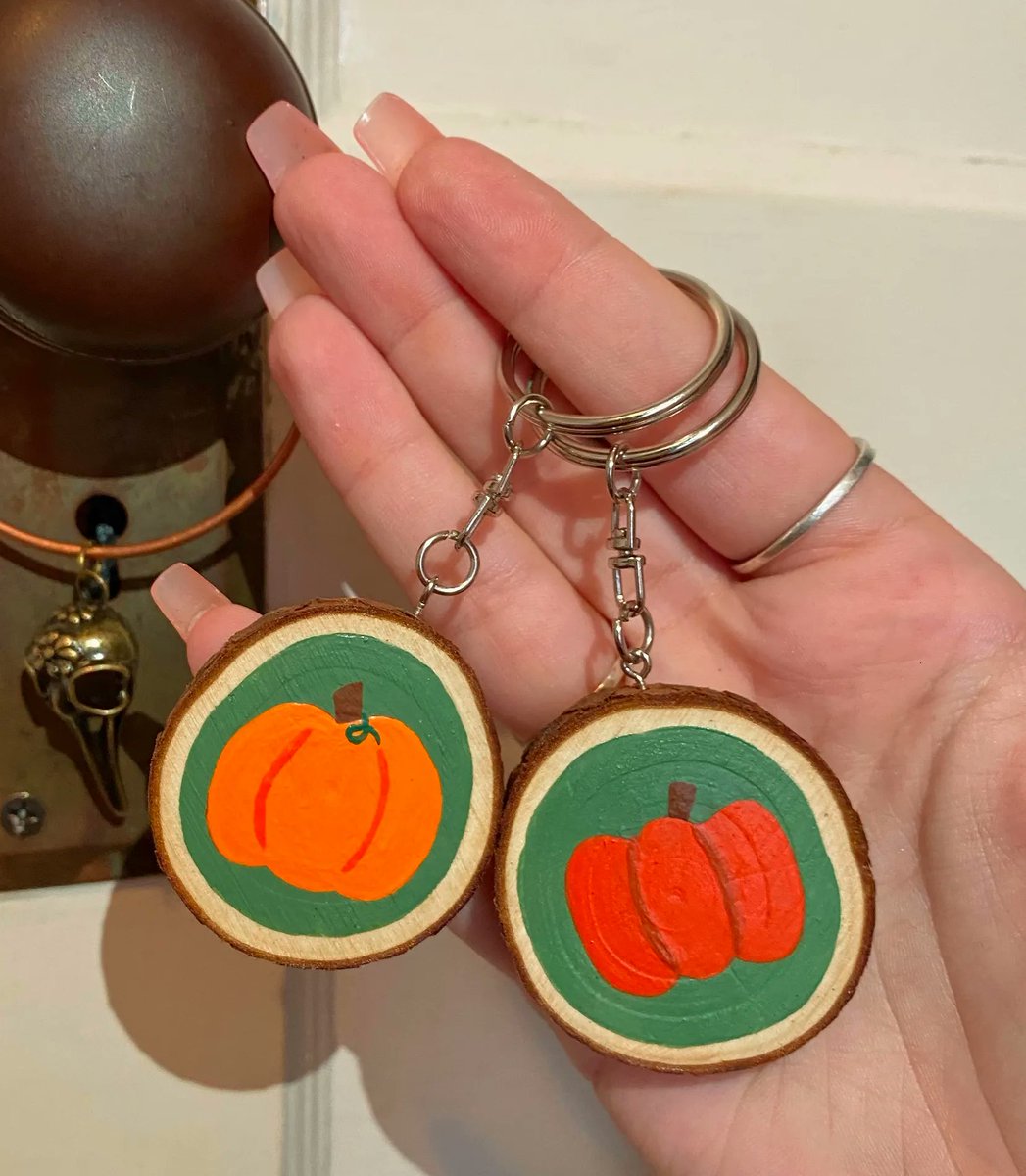 spooky art available all year round 🎃👻