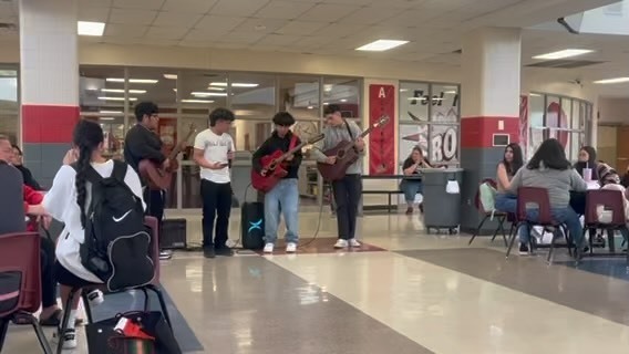 Great @heritagewareagles and <a href="/LMS/">H</a> student Jam Session today during lunch. Big shout out to Coach Barker and Coach Saavedra for organizing the event. The student musicians did an awesome job! Thanks for sharing your talents Antonio Perea, Jesse Martinez a… instagr.am/reel/CrJ6M5jt_…