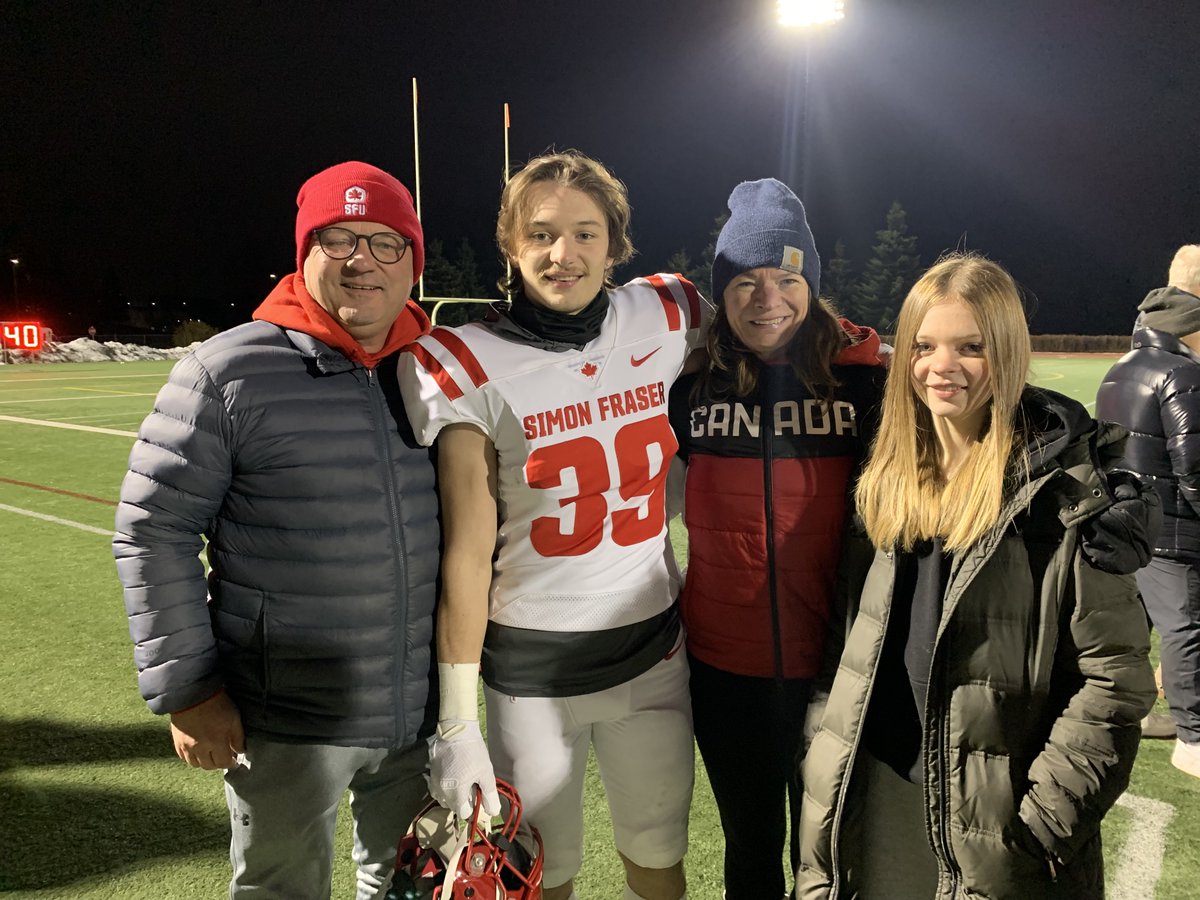 SFU FOOTBALL BOOSTERS tweet media