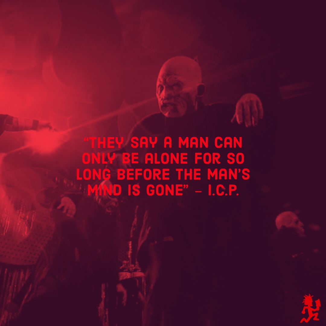 “They say a man can only be alone for so long before the man’s mind is gone” - I.C.P. 

#insaneclownposse #violentj #shaggy2dope #juggalo #juggalos #juggalo #darkcarnival