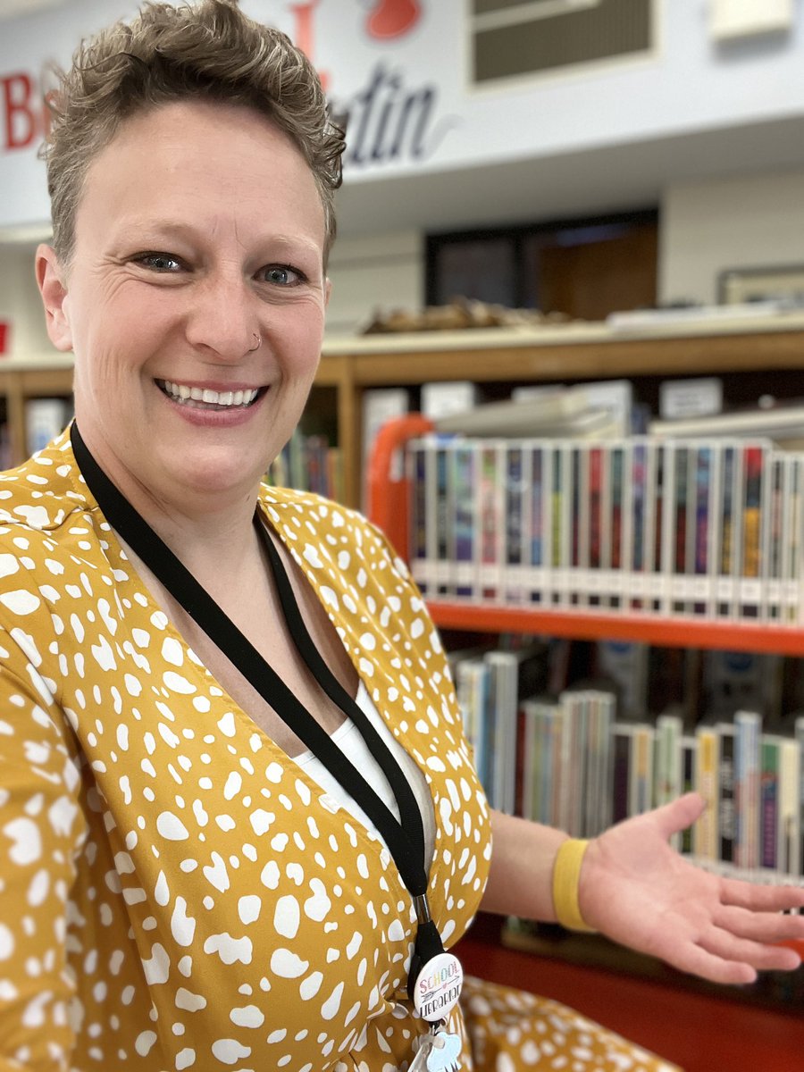 JenniClarkReads's tweet photo. That look when you get 99 of the new books you ordered from @BTSBBooks and can’t decide who is more excited, you or the students @BmesTigers ! 🥰 https://t.co/IiN0WEo6yV