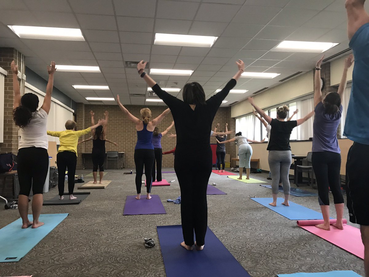 Sun is OUT, screens go OFF! Make your everyday work life more manageable and enjoyable with MYBO’s corporate wellness program… ⛅️🌤️☀️

👉 Learn more: mindyourbodyoasis.com/corporate-well…