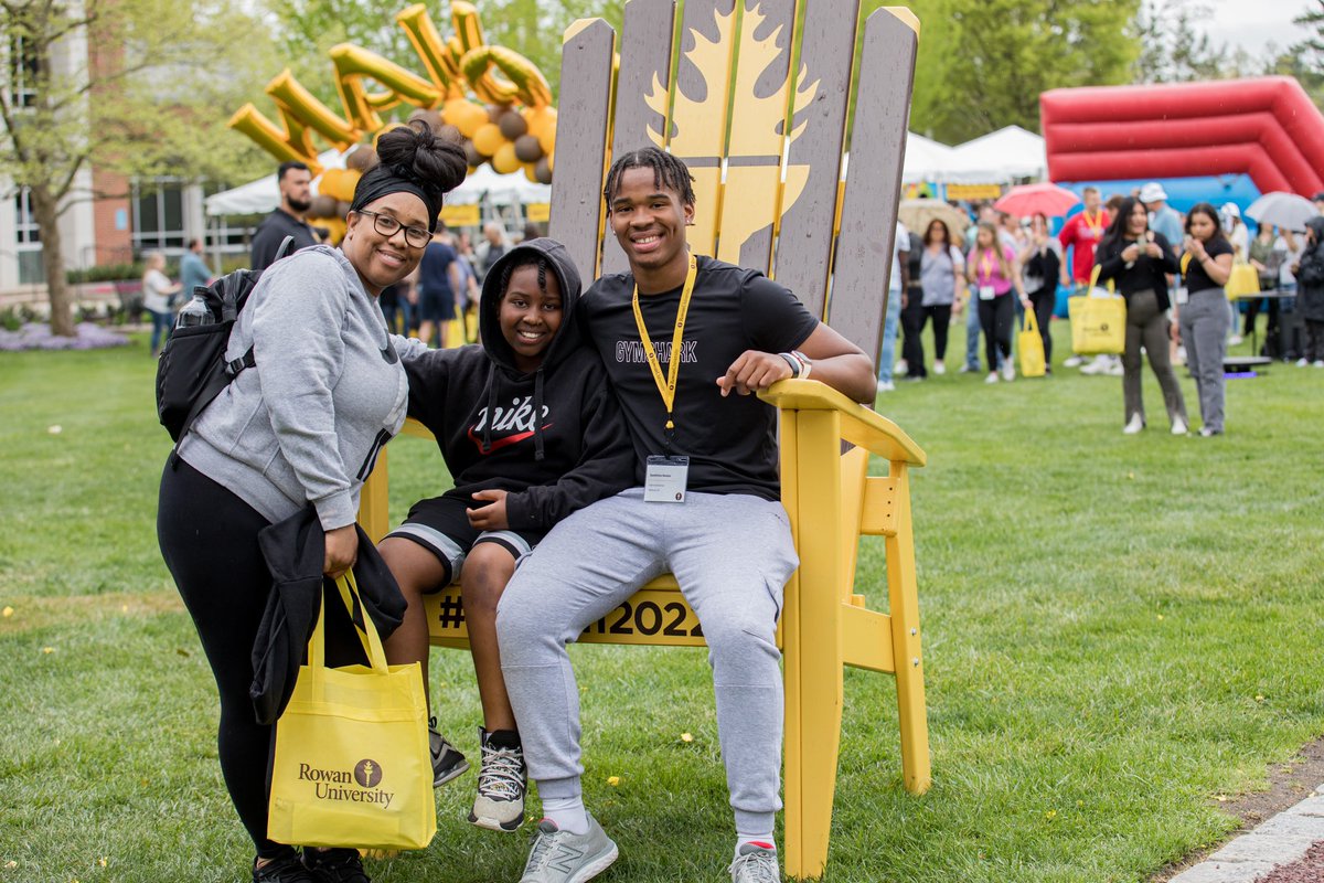 Rowan University on Twitter "Accepted Students Day 2023 🤎💛"